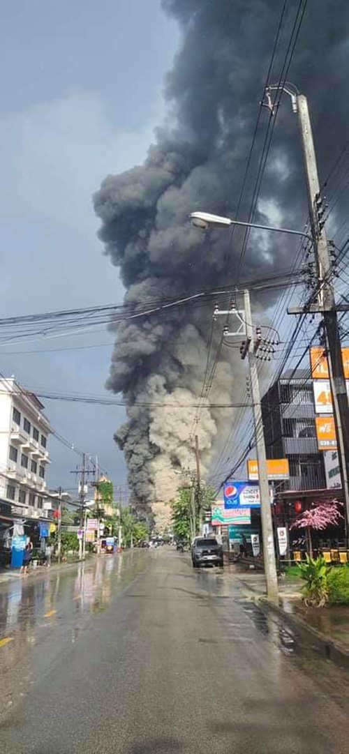 ไฟไหม้ผับดังกลางเมืองระยอง