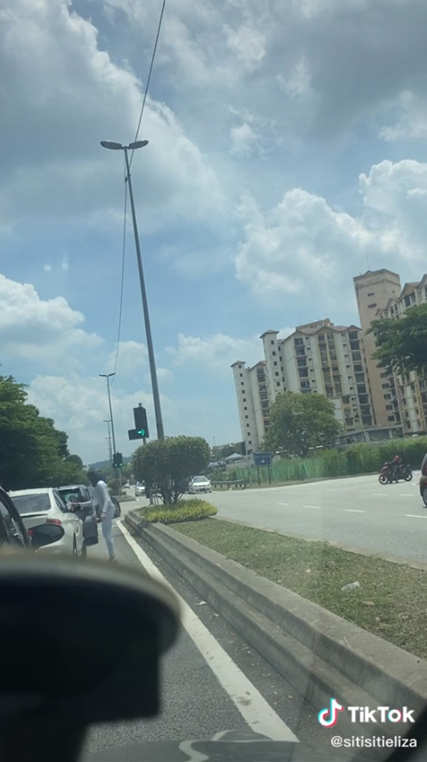 สาวทนดูไม่ไหว คนมักง่าย