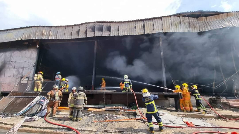 ไฟไหม้ผับดังกลางเมืองระยอง