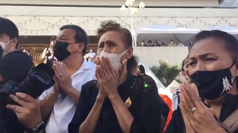 ลูกศิษย์แห่รอรับสรีระสังขาร สมเด็จช่วง 