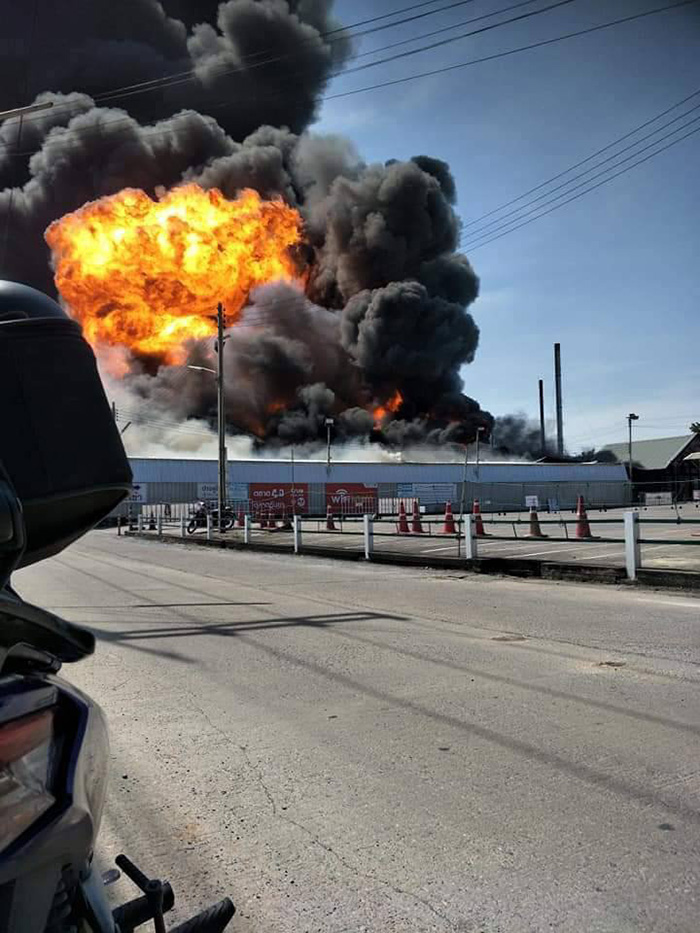 เปิดวงจรปิดนาทีวางเพลิงเผาโกดังอ้อมใหญ่