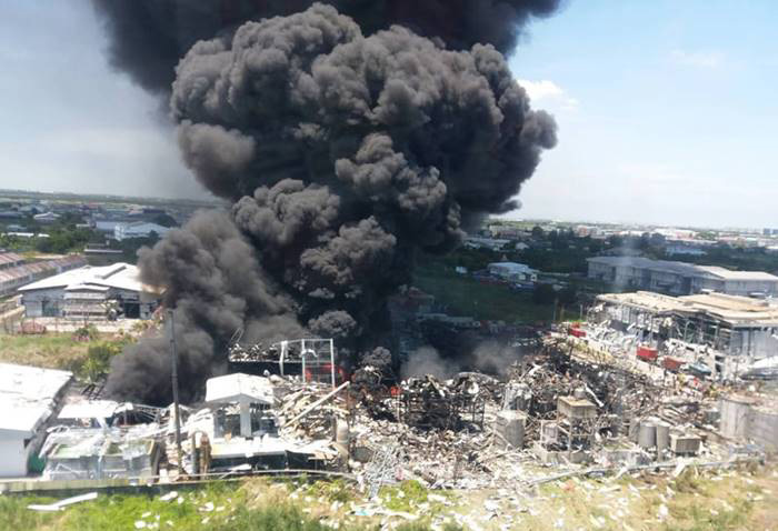 ไฟไหม้โรงงานกิ่งแก้ว