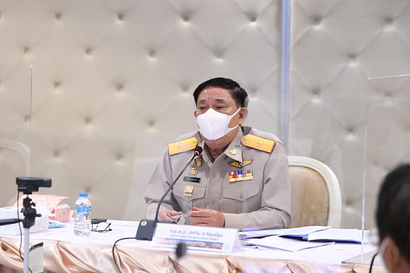  พล.ต.อ. อัศวิน ขวัญเมือง 