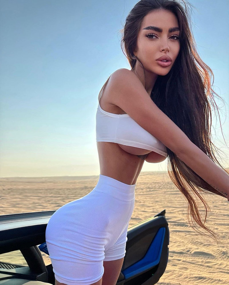 นางแบบสาว 