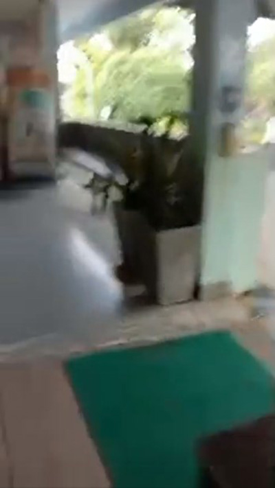 หนุ่มเจ็บขามา รพ. โวยรอเป็นชั่วโมงแต่ไม่มีใครมาดู 