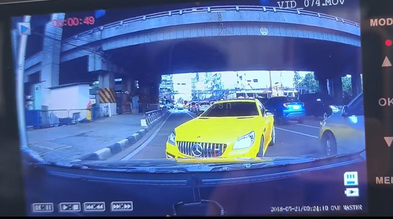 เปิดคลิป เบนซ์เหลืองหัวร้อน