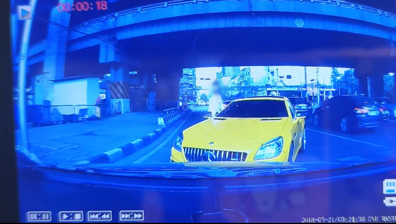 เปิดคลิป เบนซ์เหลืองหัวร้อน