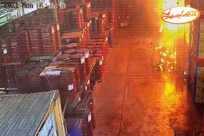 เปิดวงจรปิดนาทีวางเพลิงเผาโกดังอ้อมใหญ่