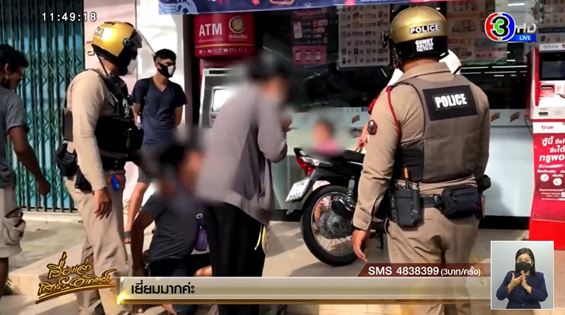 พ่อพาลูกขโมยนม 2 แพ็กร้านสะดวกซื้อ