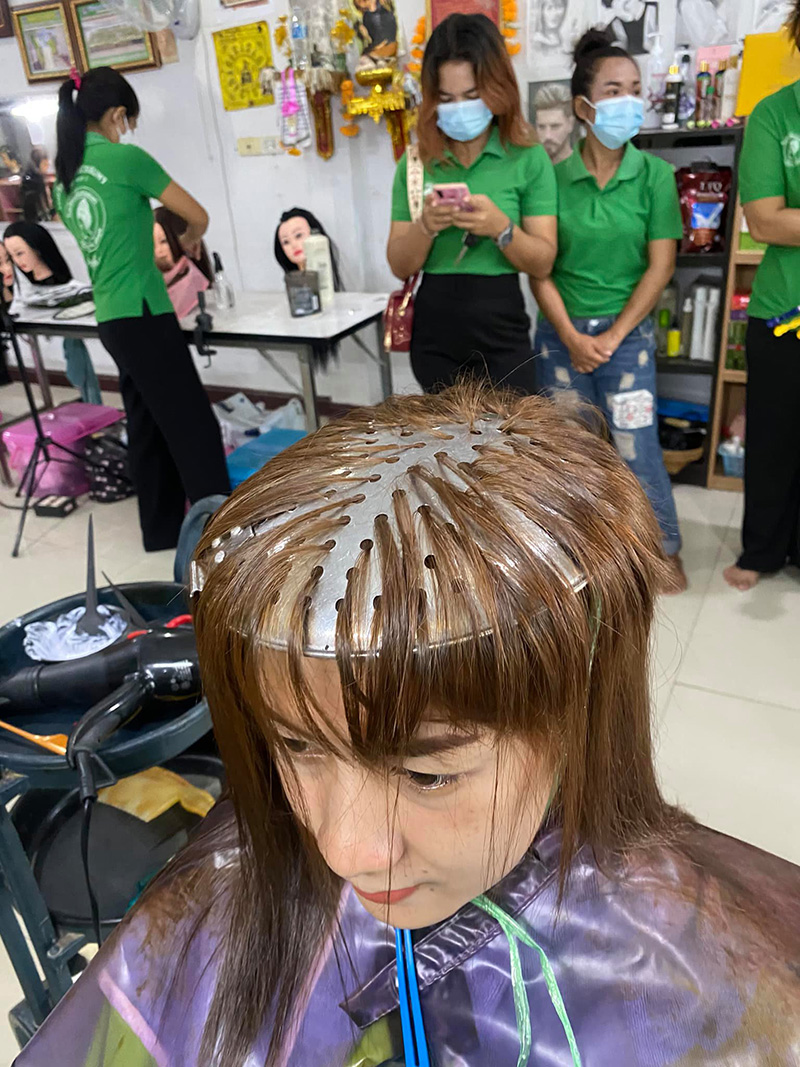 คลิปสอนไฮไลต์ผมแนวใหม่