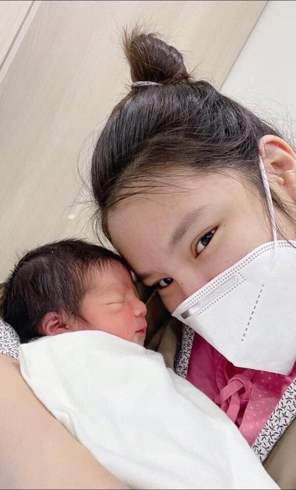 น้องเนย สายธาร เผยภาพลูกสาว 