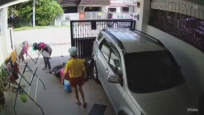 ไรเดอร์ดวงซวย เข้าซอยเจอหมาไล่กวด