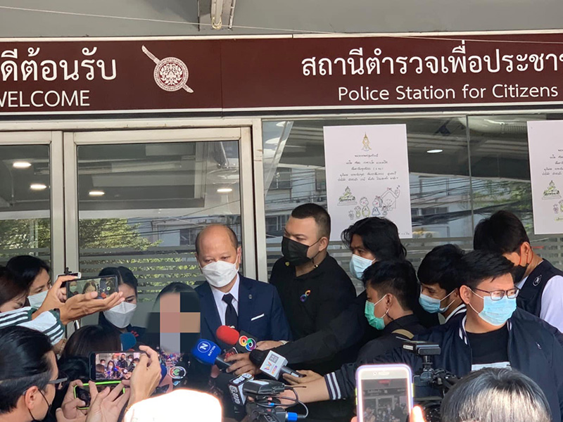 ทนายดัง