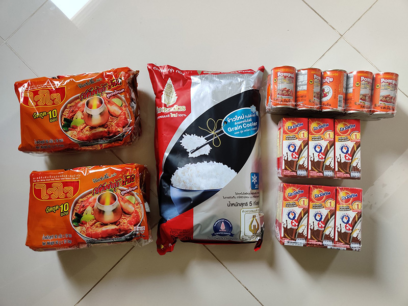 ลูกบ้านอึ้ง กลับมาแล้วเจอถุงห้อยหน้าห้อง