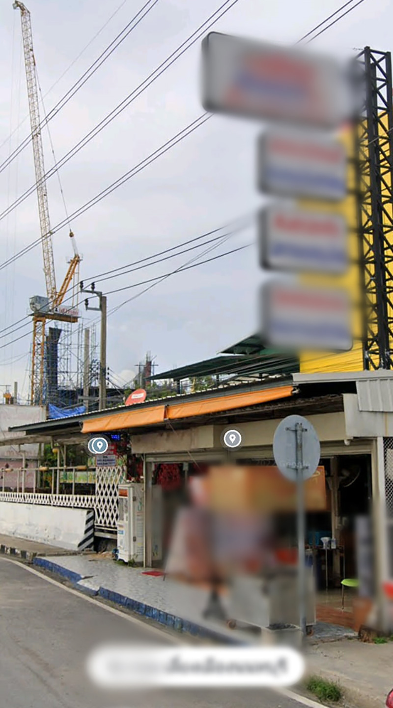 แฉภาพ ร้านอาหารยึดทางเท้าปูกระเบื้องเฉย