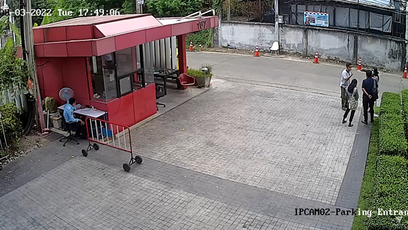 วิโรจน์ ถูกแฉคุกคามจ้องหน้าอกสาว 