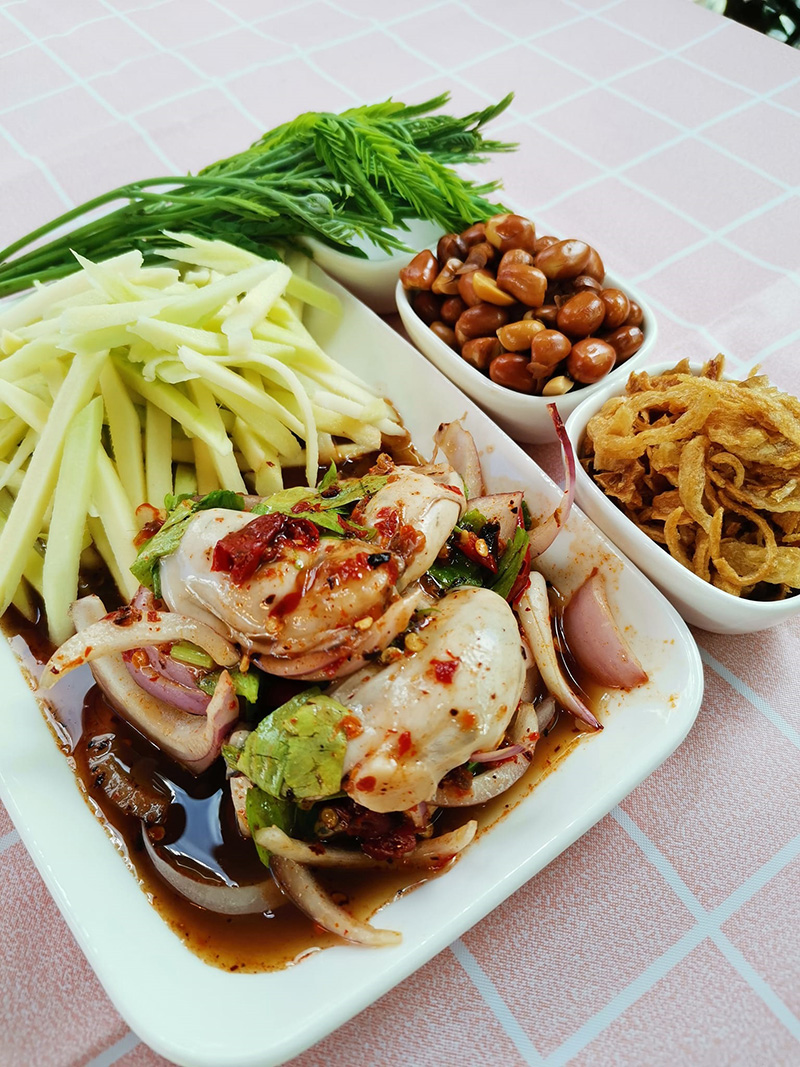 แม่ค้ายำเจอลูกค้าสุดแอดวานซ์ 