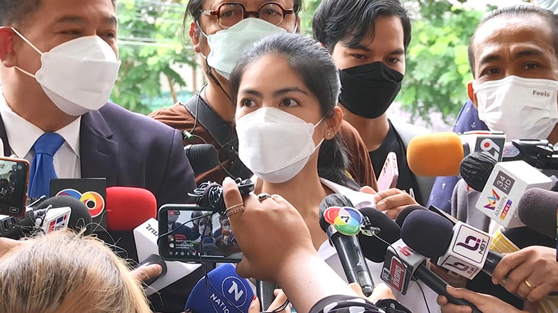 พ่อกระติก ลั่นเชื่อลูกสาว 