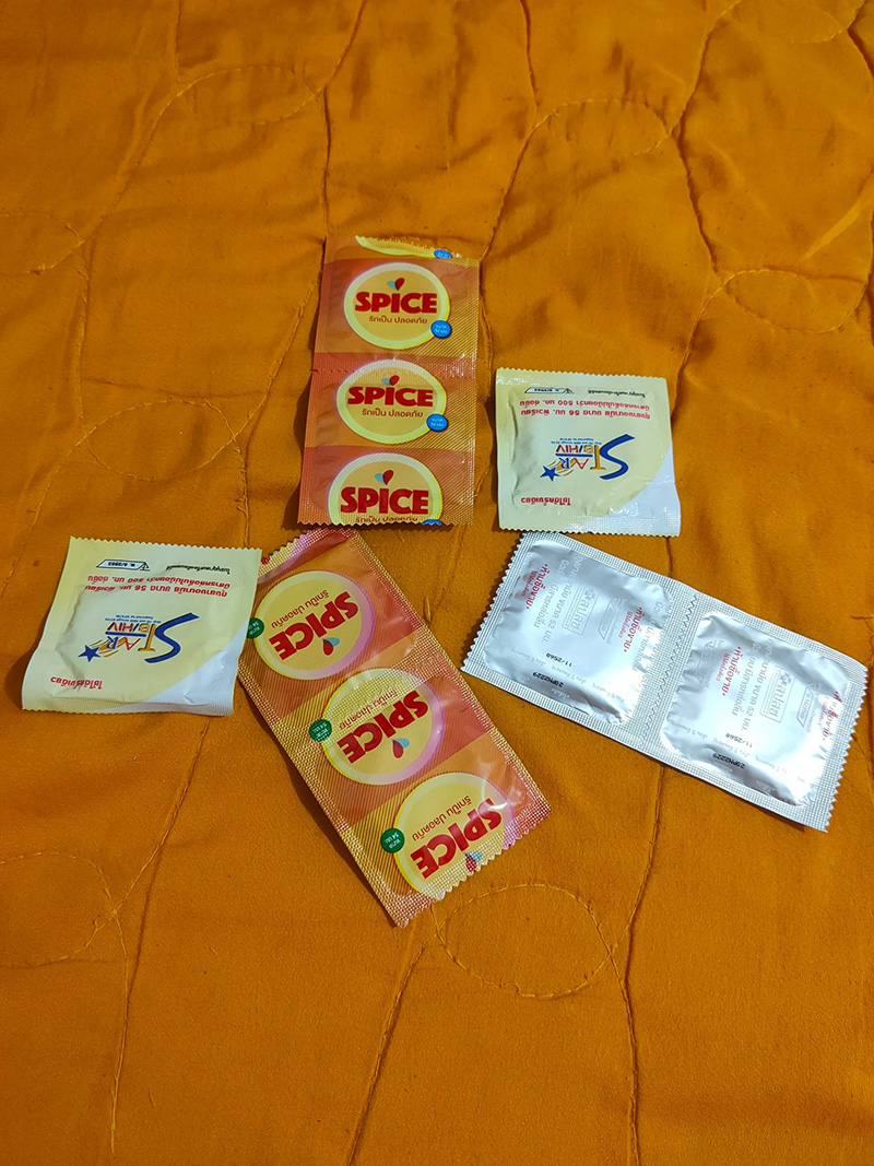 ถึงยุคนี้แล้ว ? ถุงยางอนามัยใส่บาตรถวายพระ