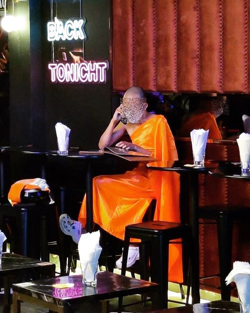 ร้านเหล้าให้แต่งตัวธีมอาชีพในฝัน