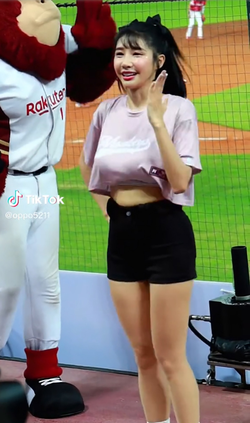 ไวรัลล้านวิว เชียร์ลีดเดอร์สาวสวย