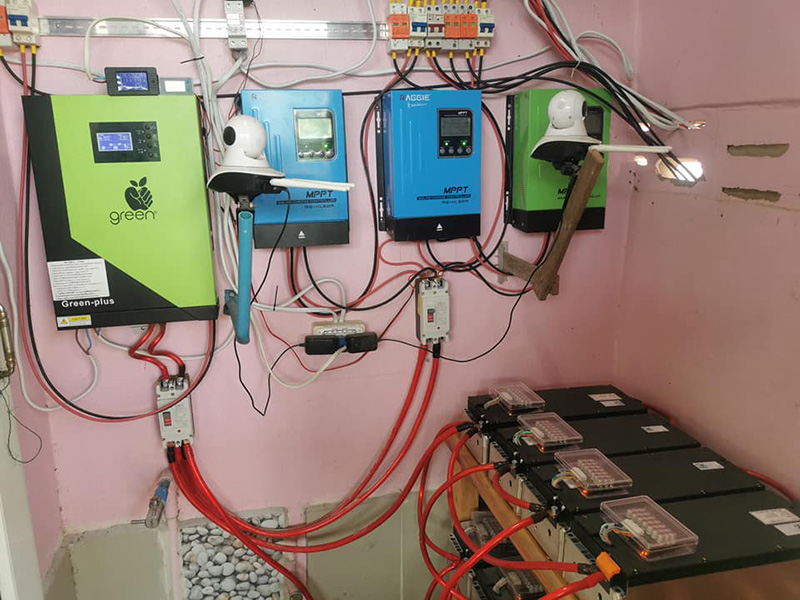 หนุ่มเผยวิธีประหยัดไฟติดโซลาเซลล์