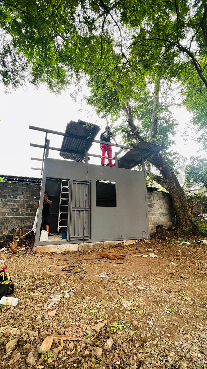 เปิดชีวิตตาเฝ้าศพภรรยา 21 ปี เรียนจบเภสัช