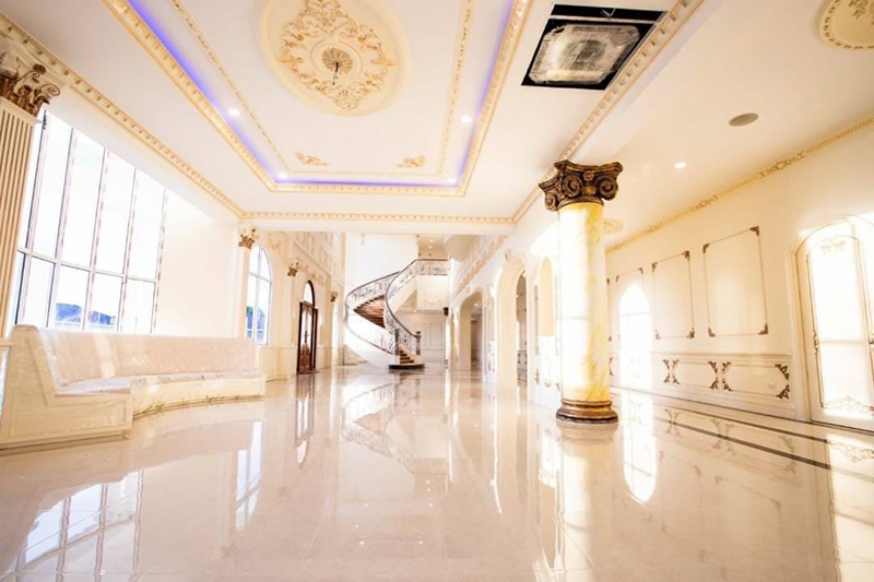 คฤหาสน์หรูสุดอลังการ 