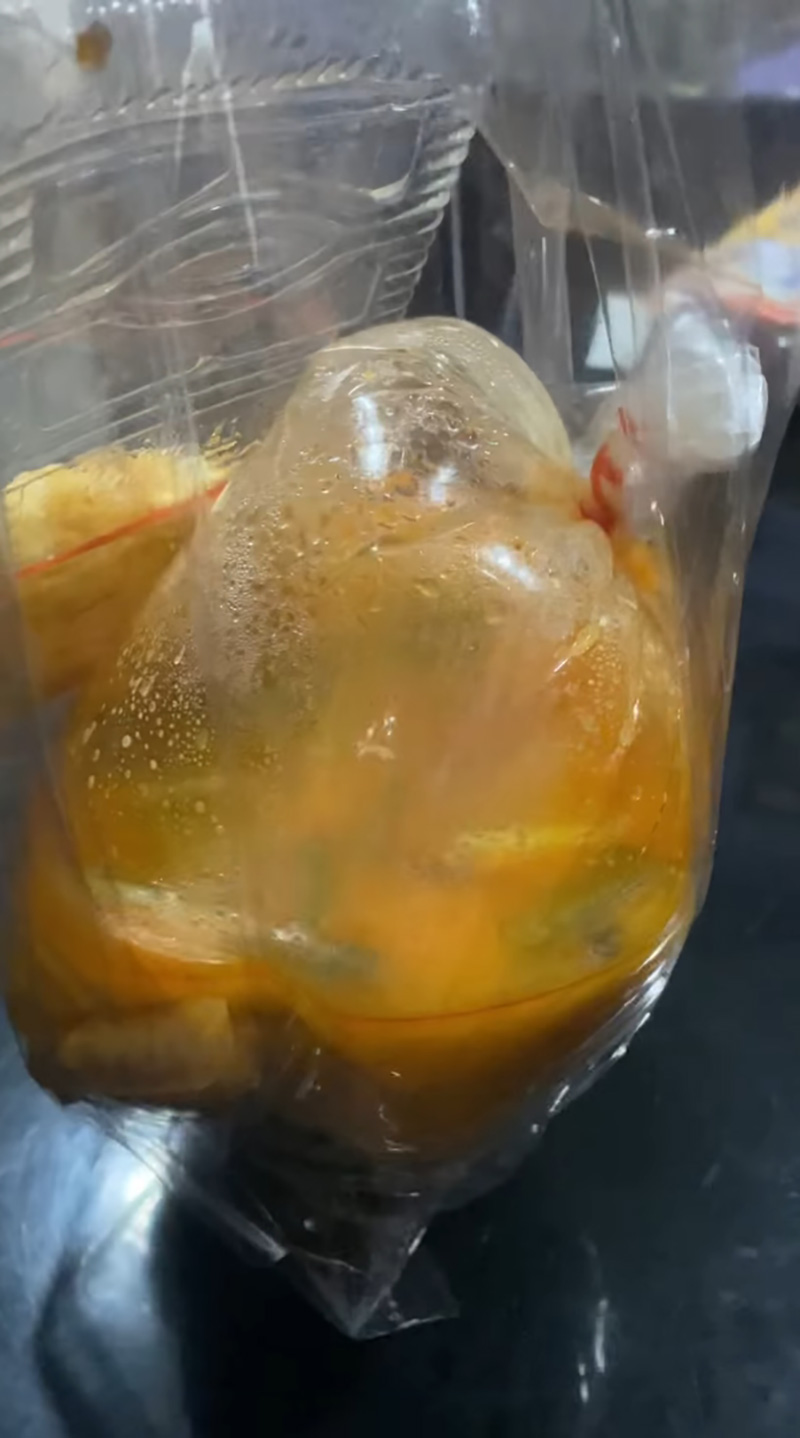 สาวสั่งต้มยำปลา ขอเพิ่มไข่ 