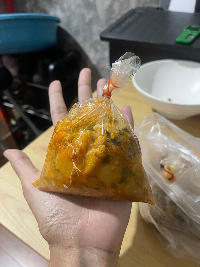 สาวตกใจ โชว์รูปแกงถุง 4 อย่าง