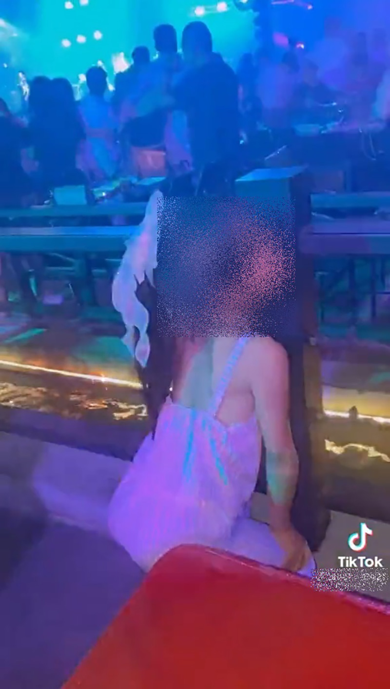 แม่พาลูกสาววัย 4 ขวบ เข้าผับครั้งแรก