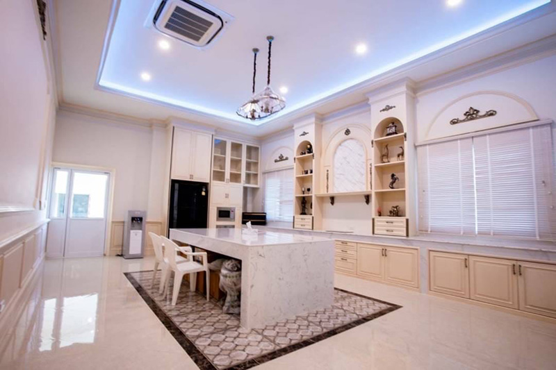 คฤหาสน์หรูสุดอลังการ 