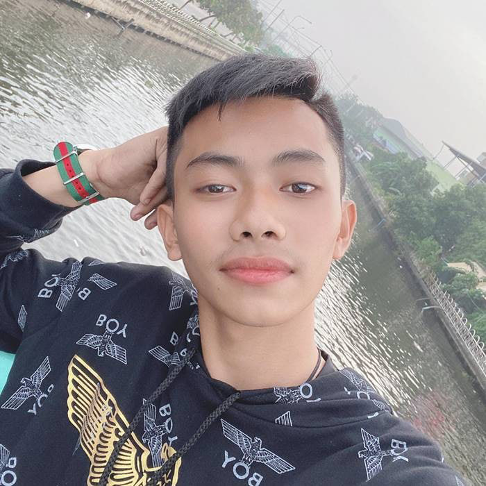 จนท. ใช้เครื่อง Side Scan Sonar