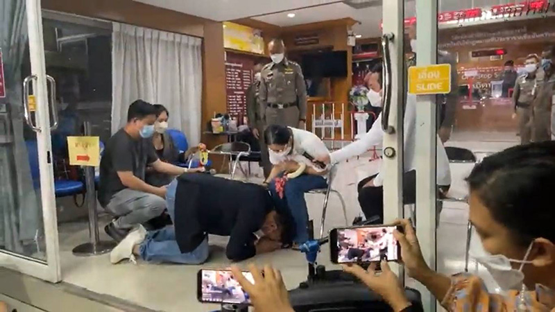 ไฮโซปอ-โรเบิร์ต