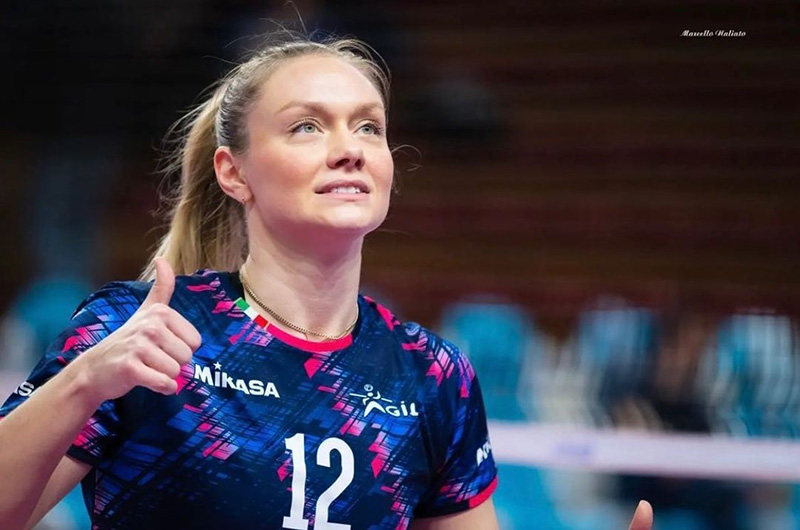 มิช่า แฮนค็อก