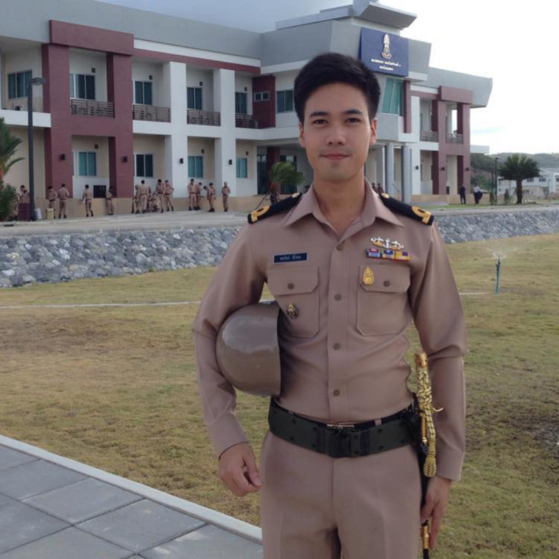 เปิดประวัติ ต้นเรือพลับ เรือหลวงสุโขทัย ลูกชายอดีตบิ๊ก ทร.