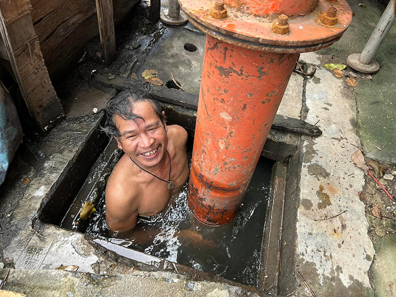 ฮีโร่ตัวจริง.. พี่บุญเรือง จนท.โยธา