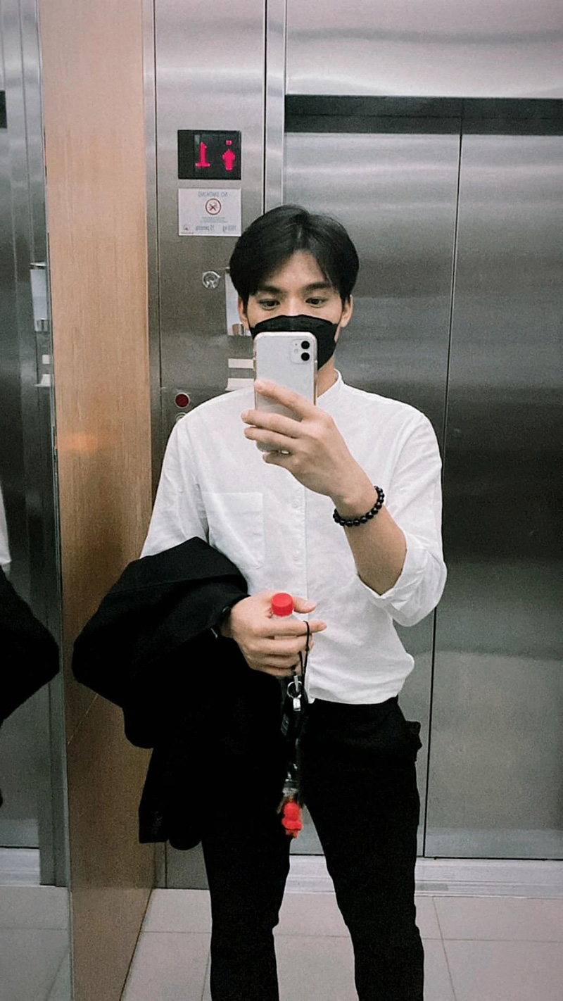 ครูหนุ่มประกาศหารูมเมตหารค่าคอนโด