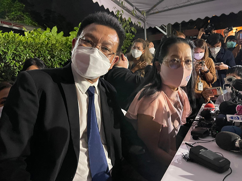 คุณแม๊ เตรียมยื่น กมธ. 