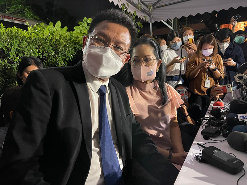 คุณแม๊ เตรียมยื่น กมธ. 