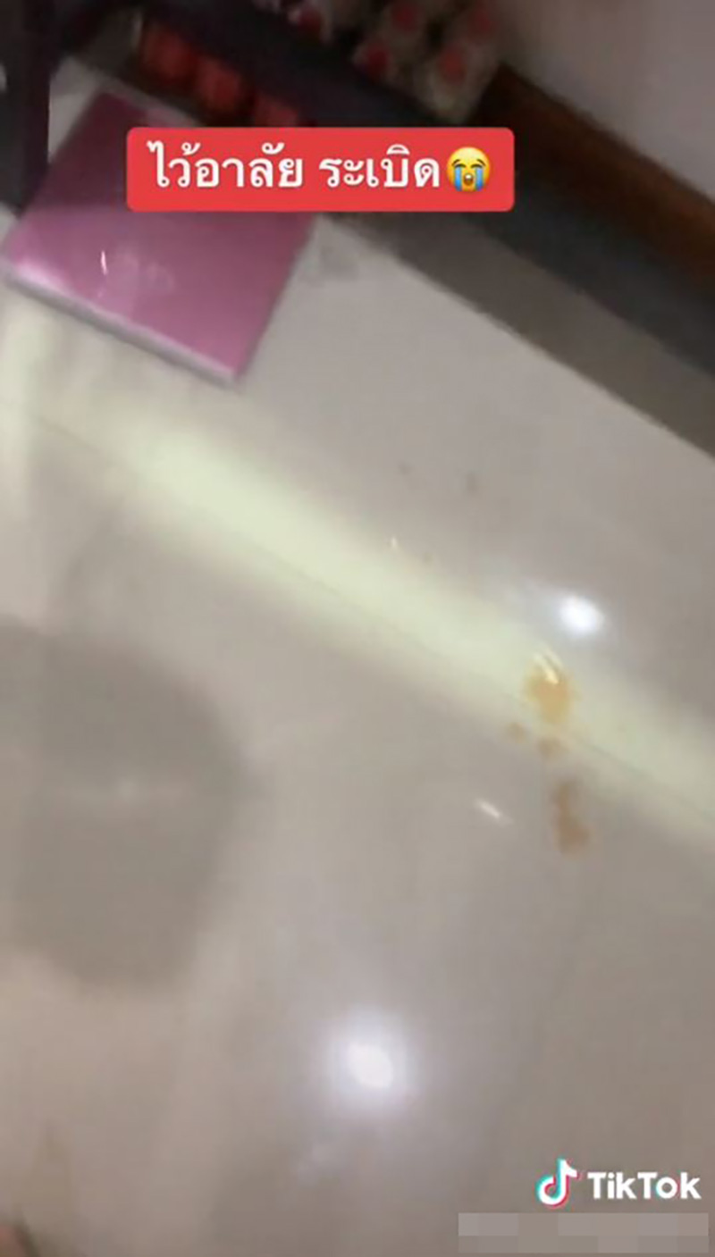 คลิปที่มีกลิ่น ! ลูกค้าสั่งหอยแครงดอง 