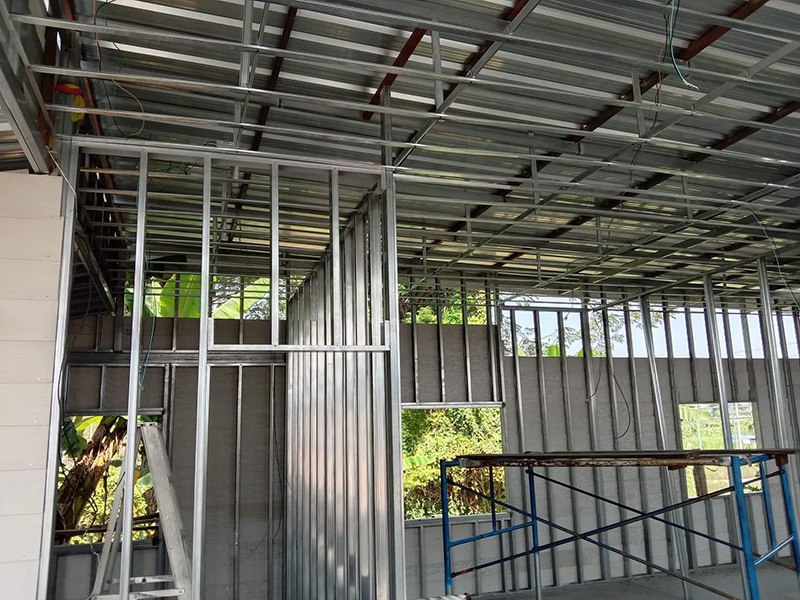 สาวเครียด ใช้เงินก้อนสุดท้ายในชีวิตสร้างบ้าน ถูกช่างเท 7 เดือน