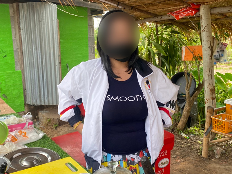 แม่ค้านมโตตำป่า 