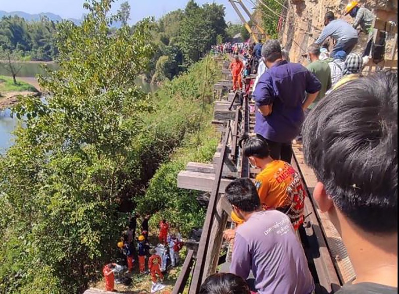 นทท ถ่ายเซลฟี่ ก่อนพลัดตกรถไฟสายมรณะ