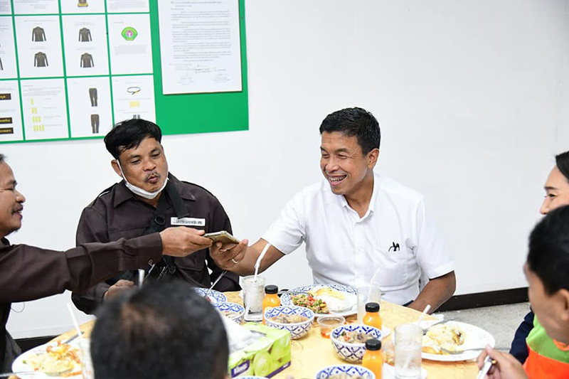 ฮีโร่ตัวจริง.. พี่บุญเรือง จนท.โยธา