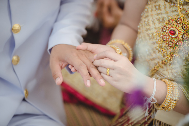 อดีตช่างแต่งหน้ากอง โดนสามีหลอกใช้ ให้แม่ไปสู่ขอเมียน้อย