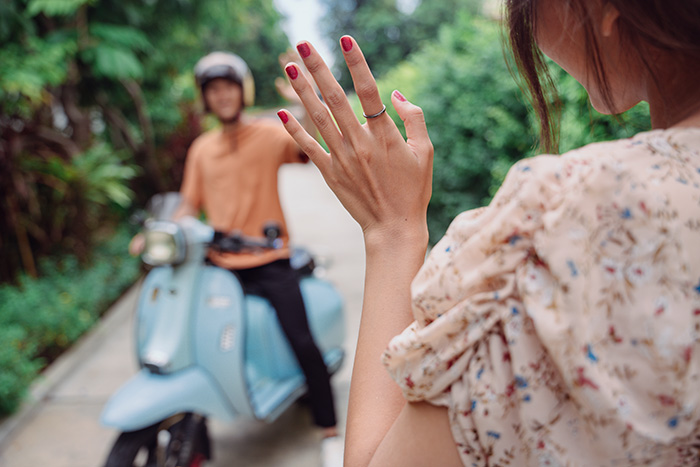 สงสัยจัง.. คนไม่มีแฟนเดินทางยังไง