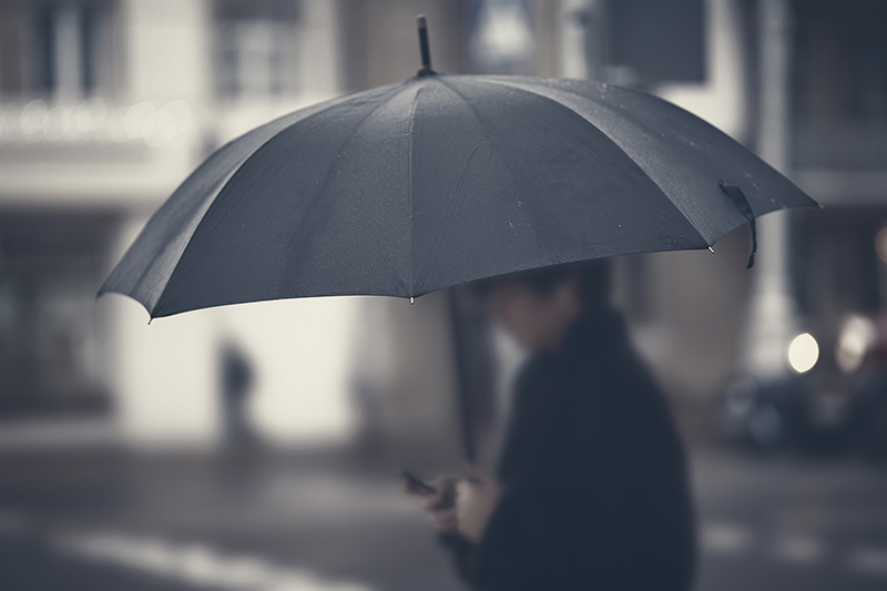 ปริศนาไขกระจ่าง ทำไมฝนชอบตกตอนเลิกงาน