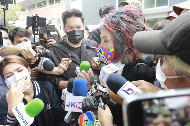 หมอพรทิพย์
