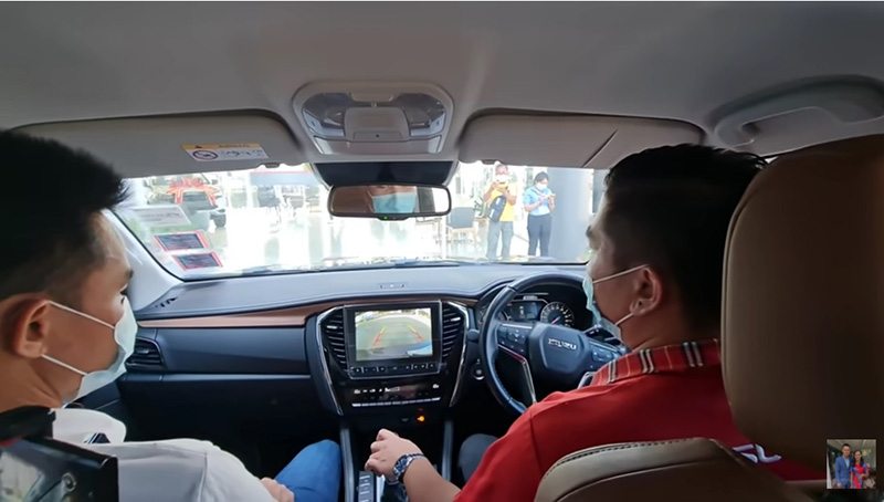 ลุงพลป้าแต๊น ซื้อรถ